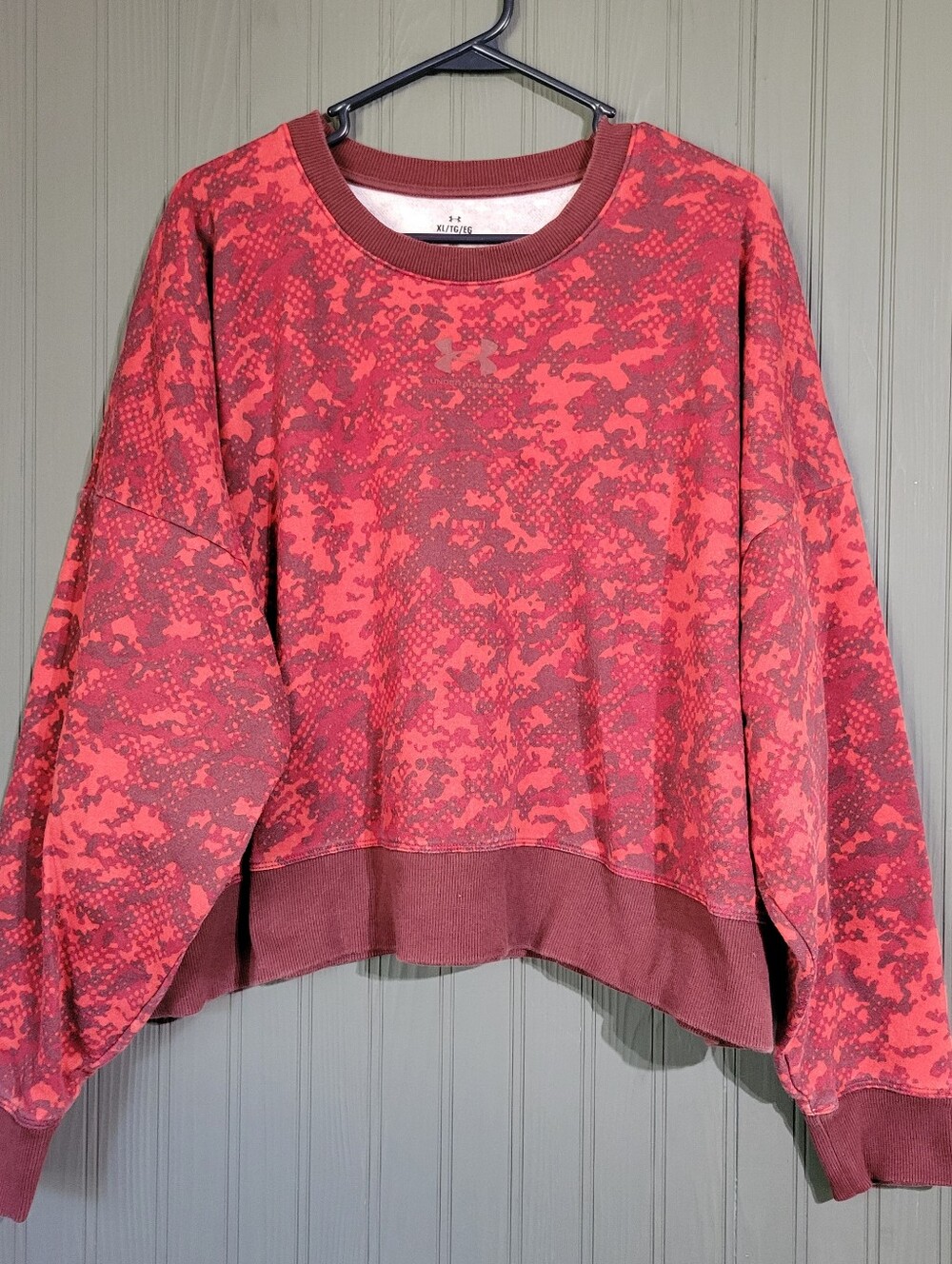 Under Armour Rival Fleece Cropped Sweatshirt Loose Crewneck Camo Red Women's XL